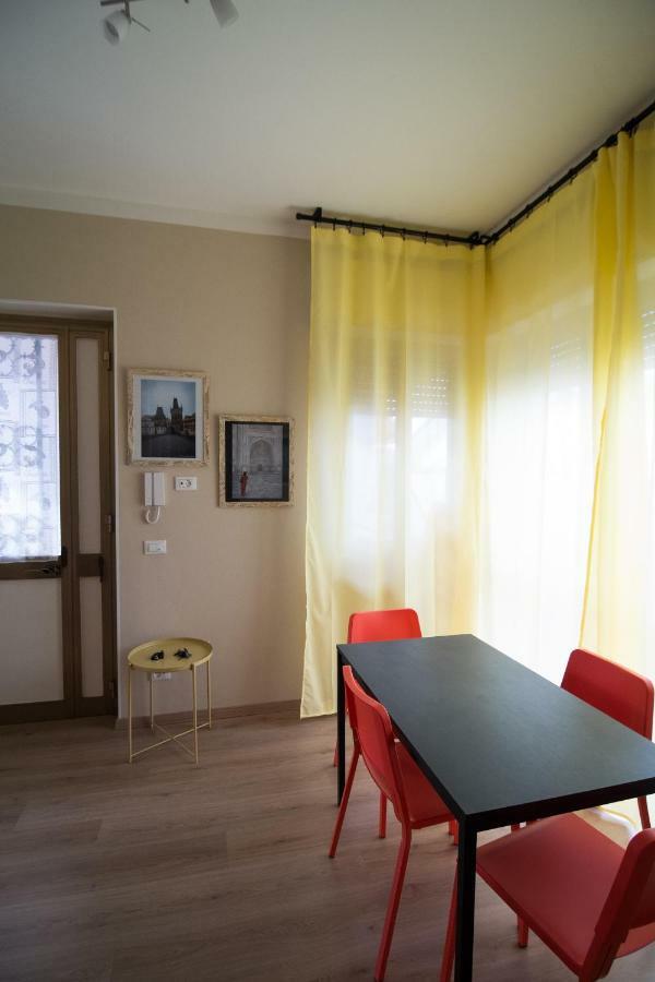 La Casetta Del Viaggiatore - "Traveller'S Home" Torre del Lago Puccini Zewnętrze zdjęcie